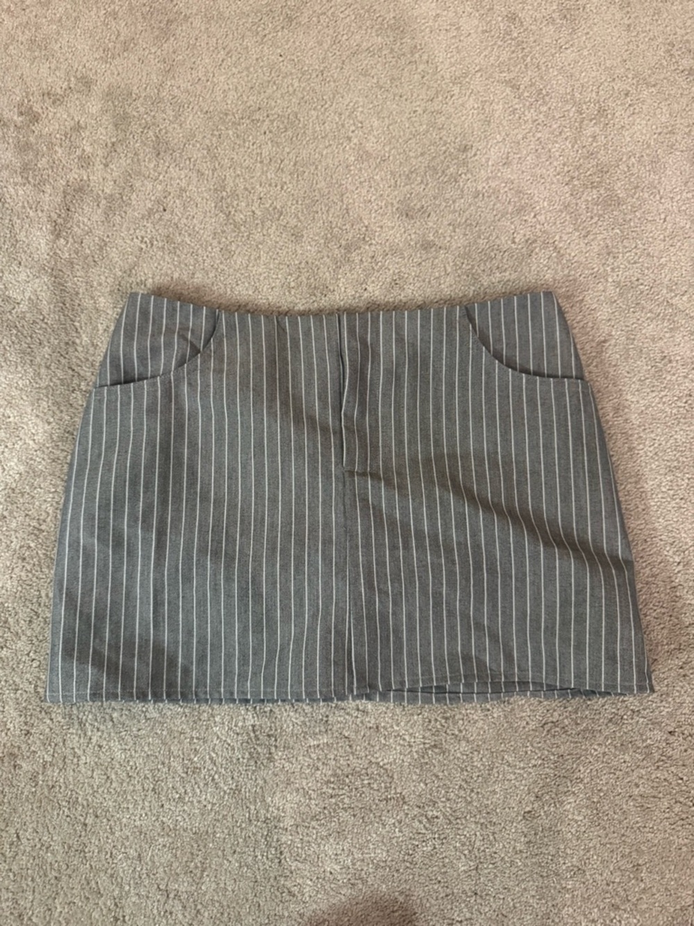 Forever 21 Gray Pinstripe Mini Skirt with Front Pockets